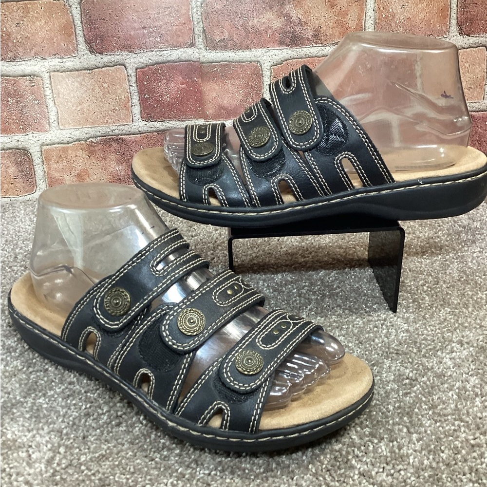 Clarks Leisa Cacti womens black slide sandals size 7.5